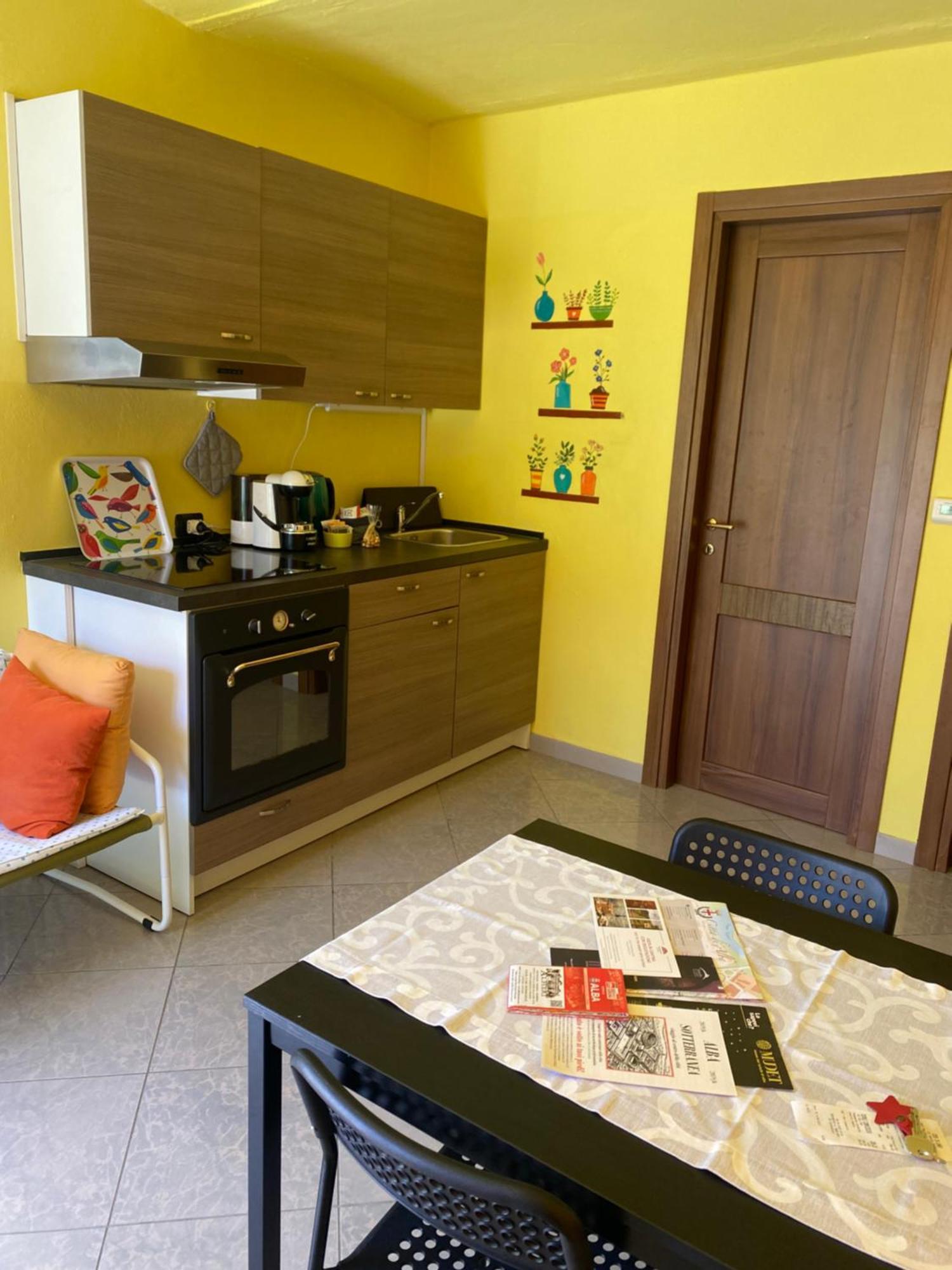 Casa In Langa Apartment Алба Екстериор снимка