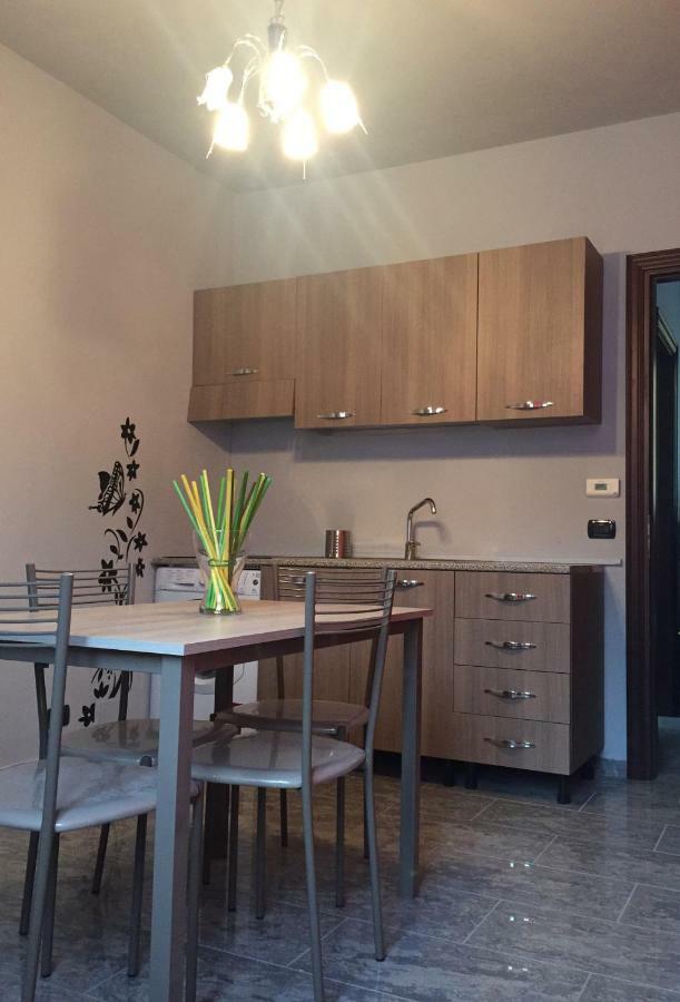 Casa In Langa Apartment Алба Екстериор снимка