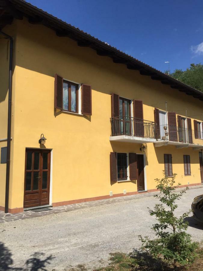 Casa In Langa Apartment Алба Екстериор снимка