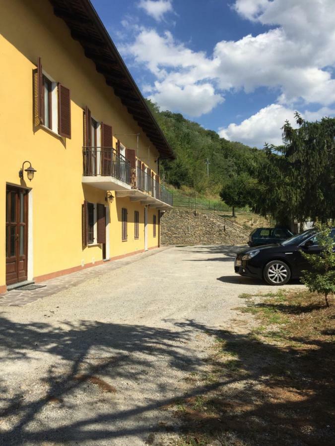 Casa In Langa Apartment Алба Екстериор снимка