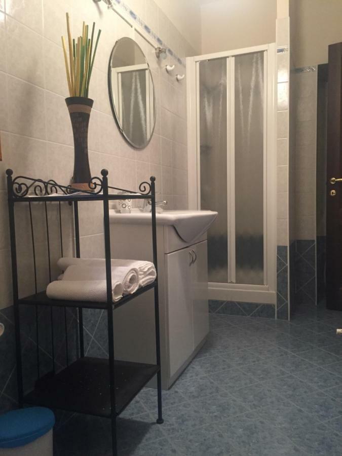 Casa In Langa Apartment Алба Екстериор снимка